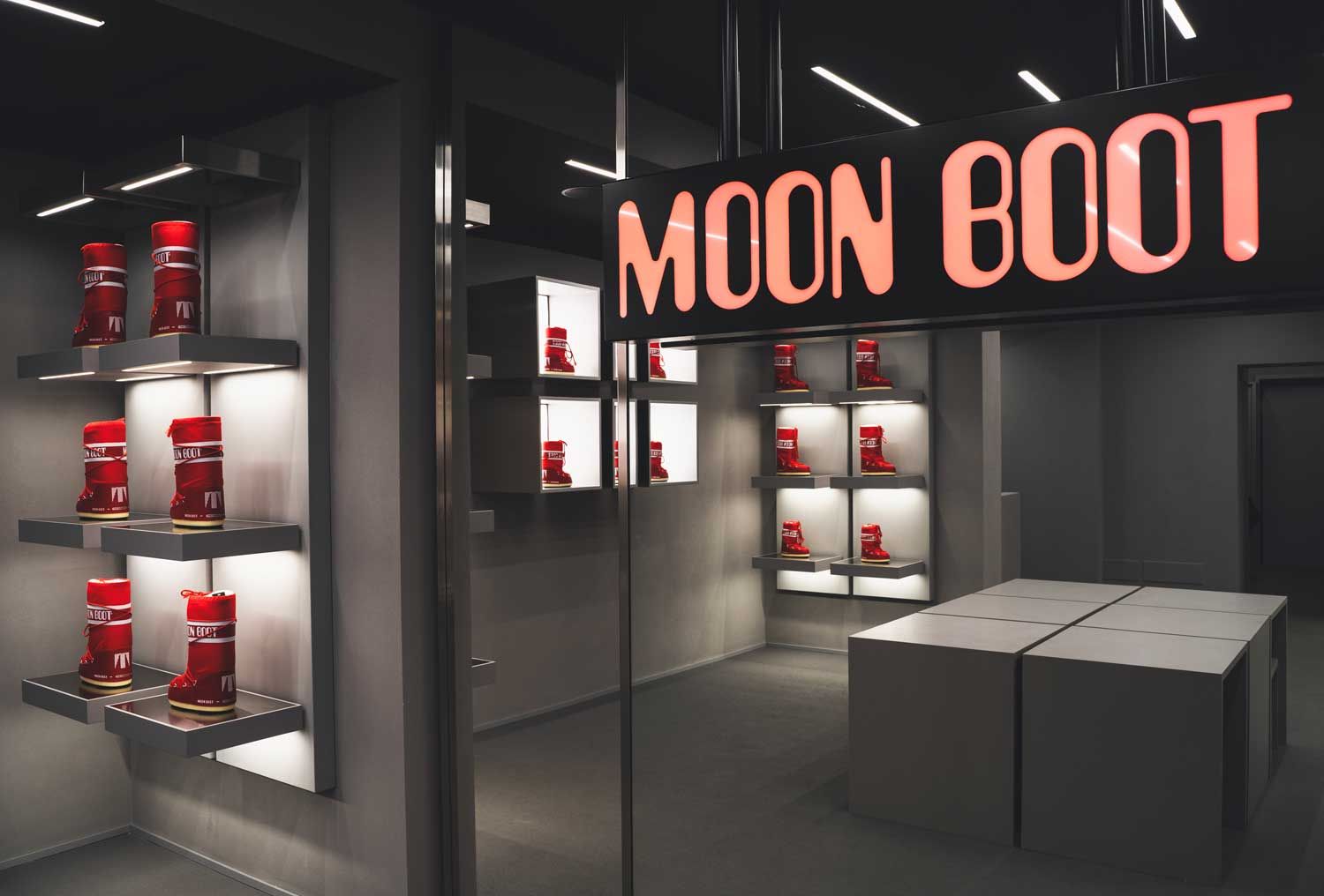 Moon Boot Show Room Milan